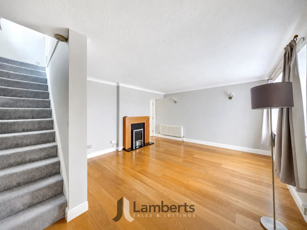 8 Albury Road, Studley, photo 2