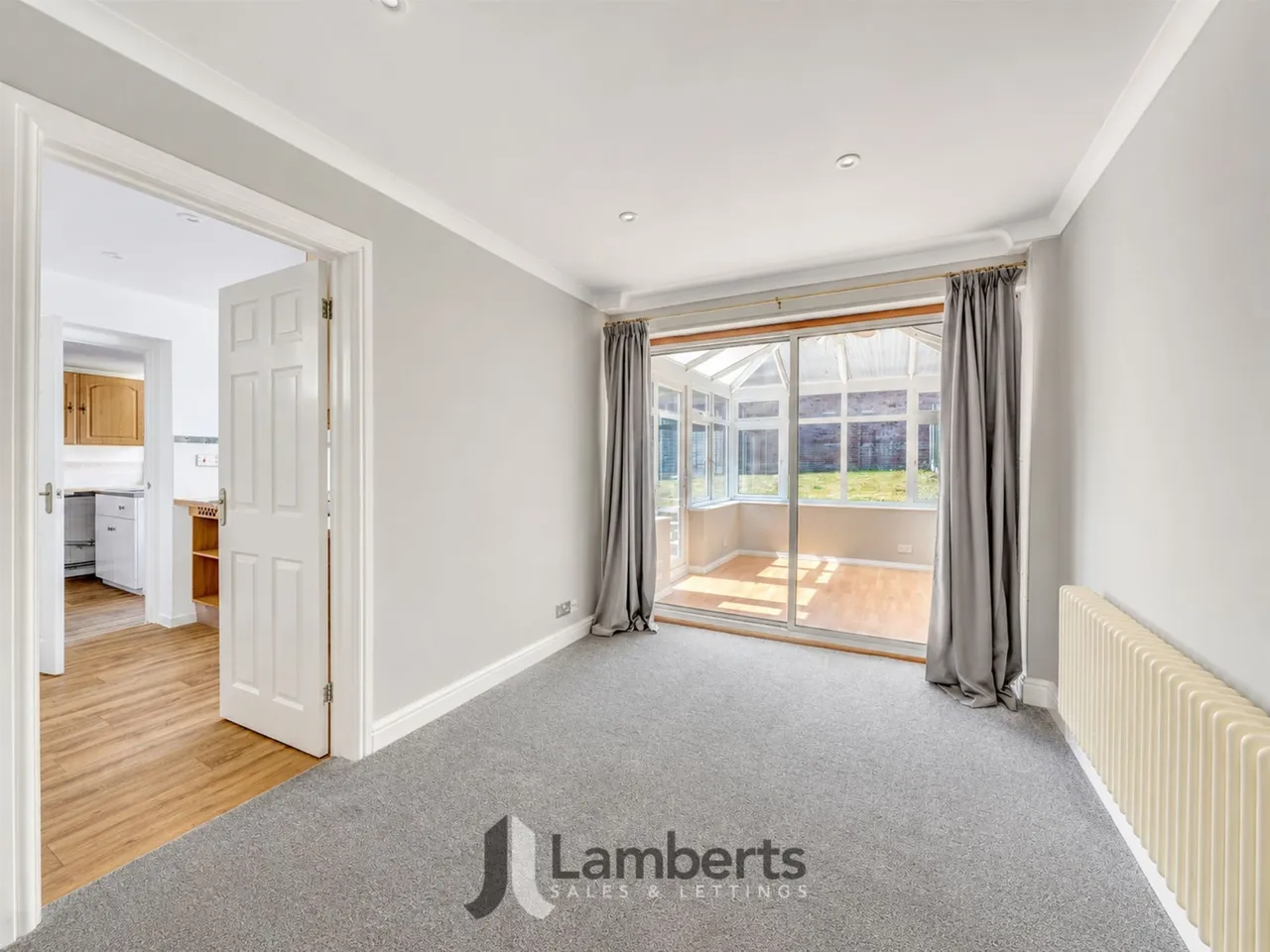 8 Albury Road, Studley, photo 5