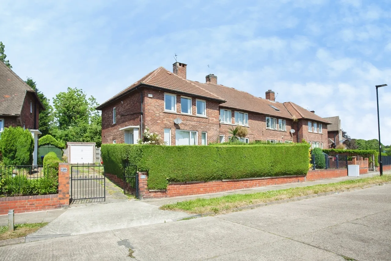 3 bed house for sale — Turie Crescent, Sheffield, S5
