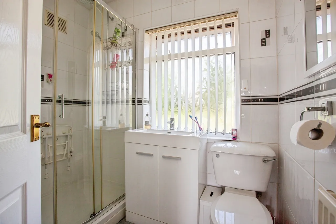 Turie Crescent, Sheffield, S5, photo 9