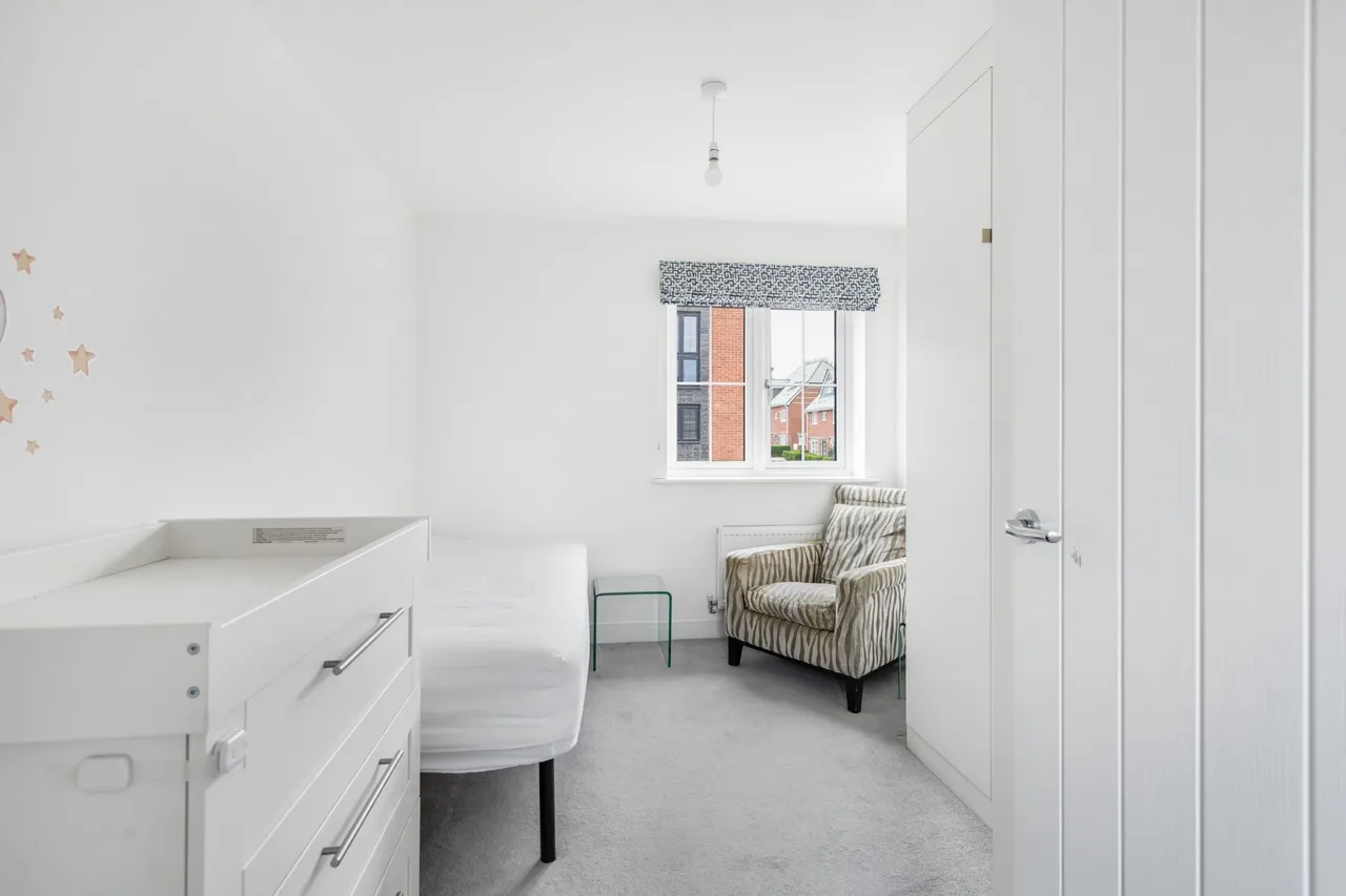 Doolittle Avenue, High Wycombe, HP11, photo 16