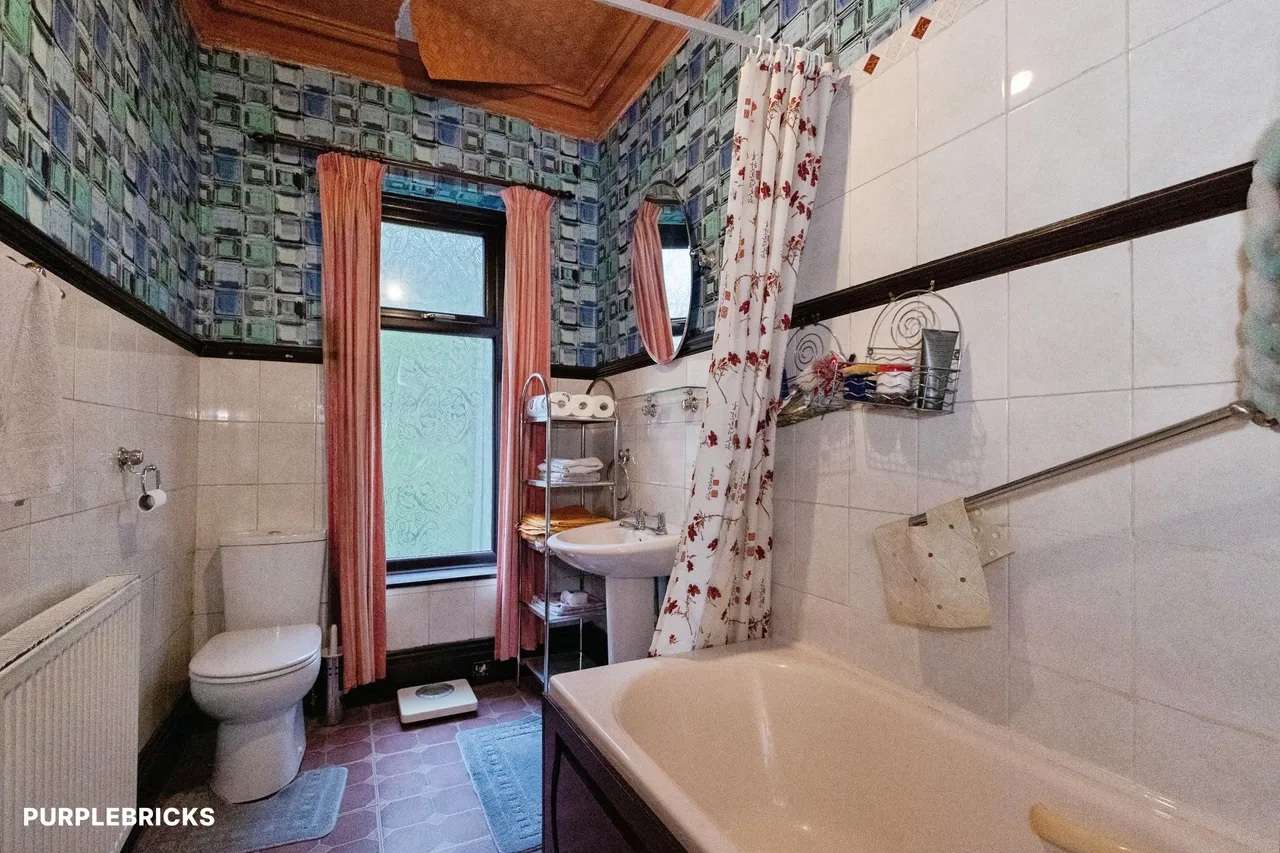 Mill Brow, Oldham, OL1, photo 4