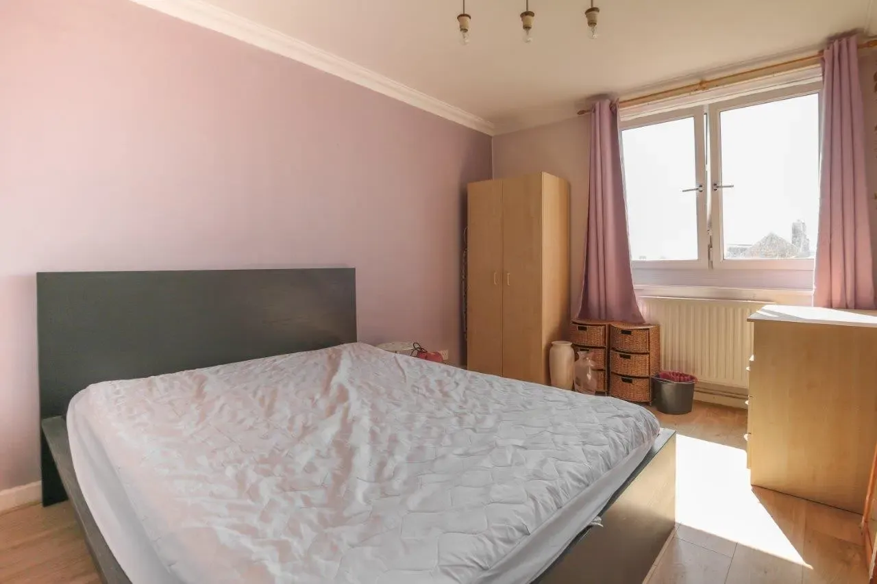 Burbage Close, London, SE1, photo 3