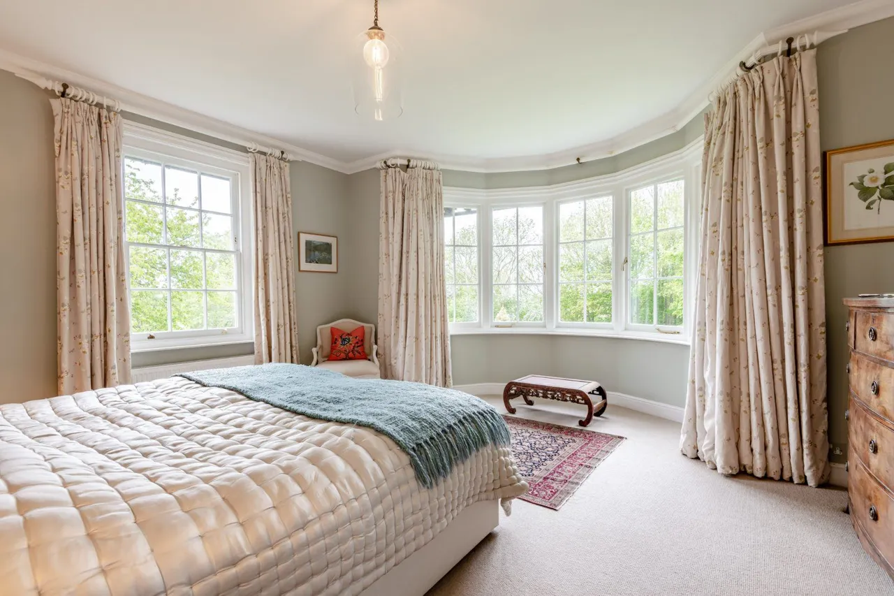Acrise, Folkestone, Kent, CT18 8LW, photo 11