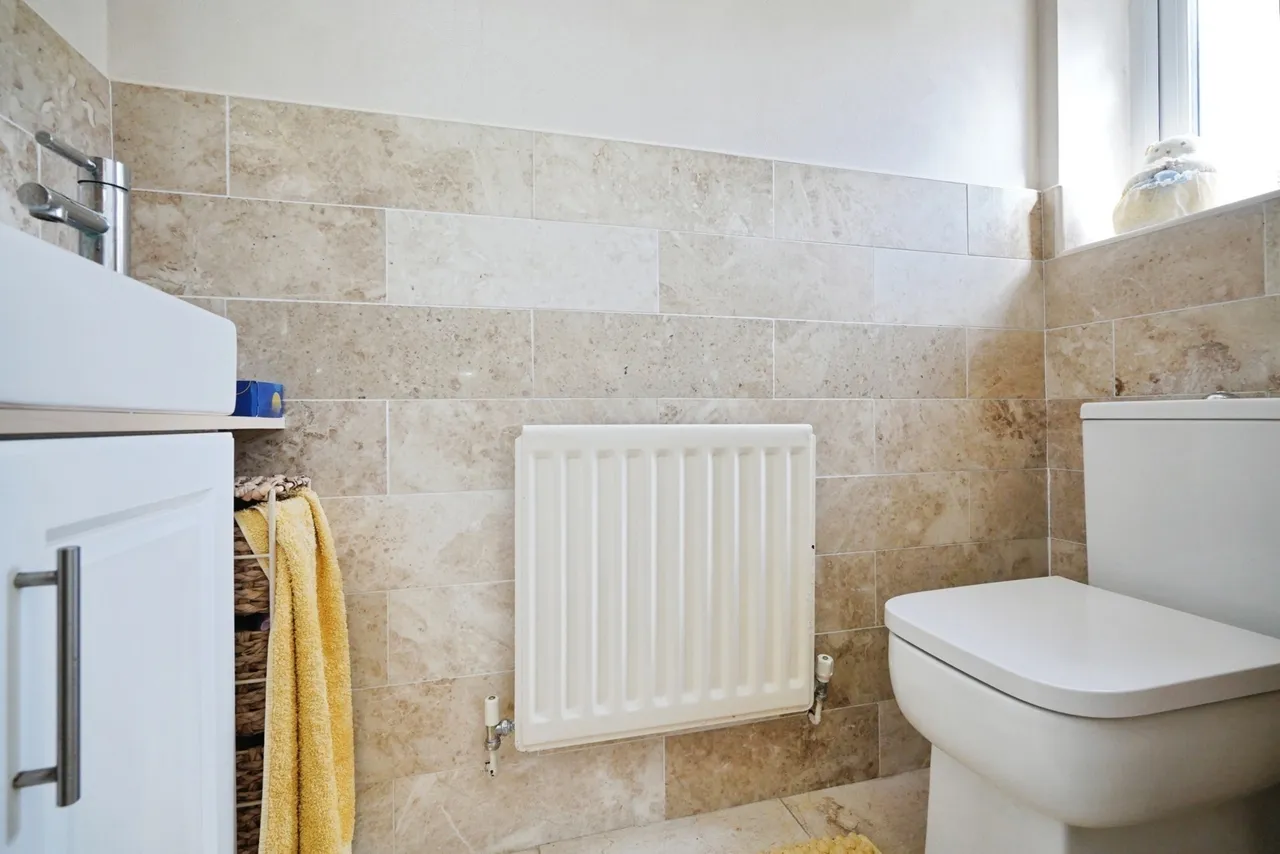 Jacklin Close, Branston, DE14, photo 18