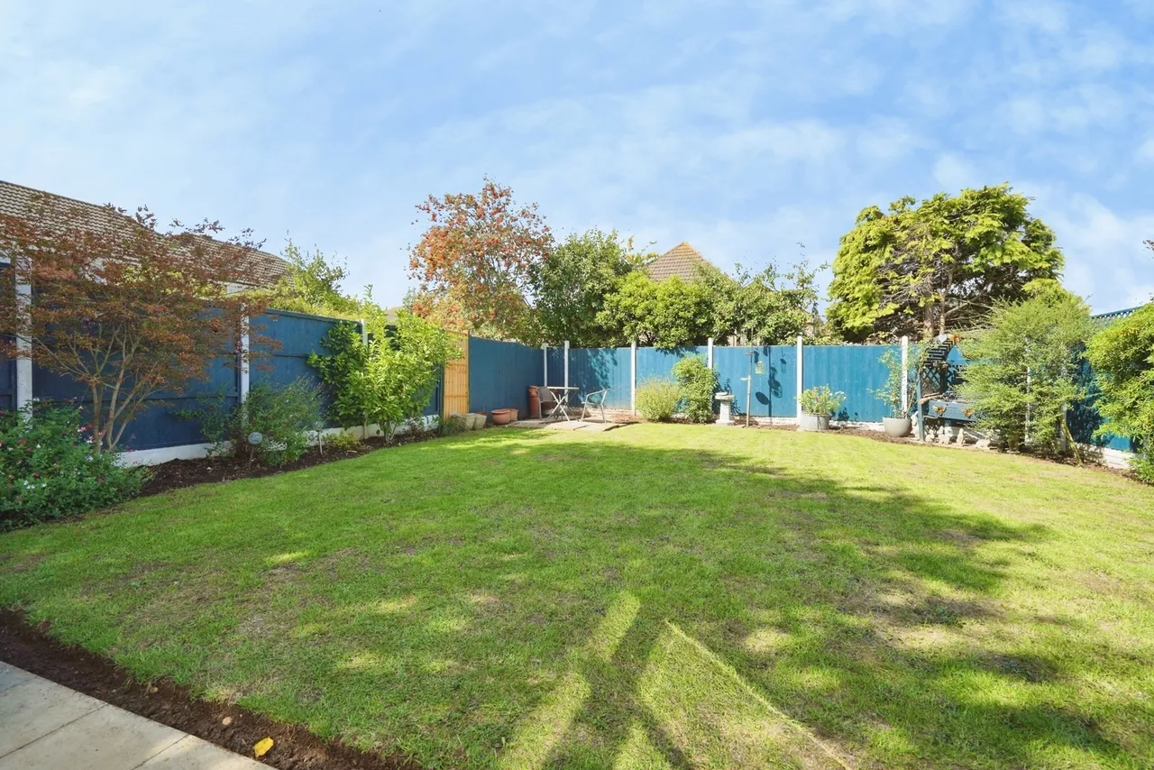Jacklin Close, Branston, DE14, photo 16