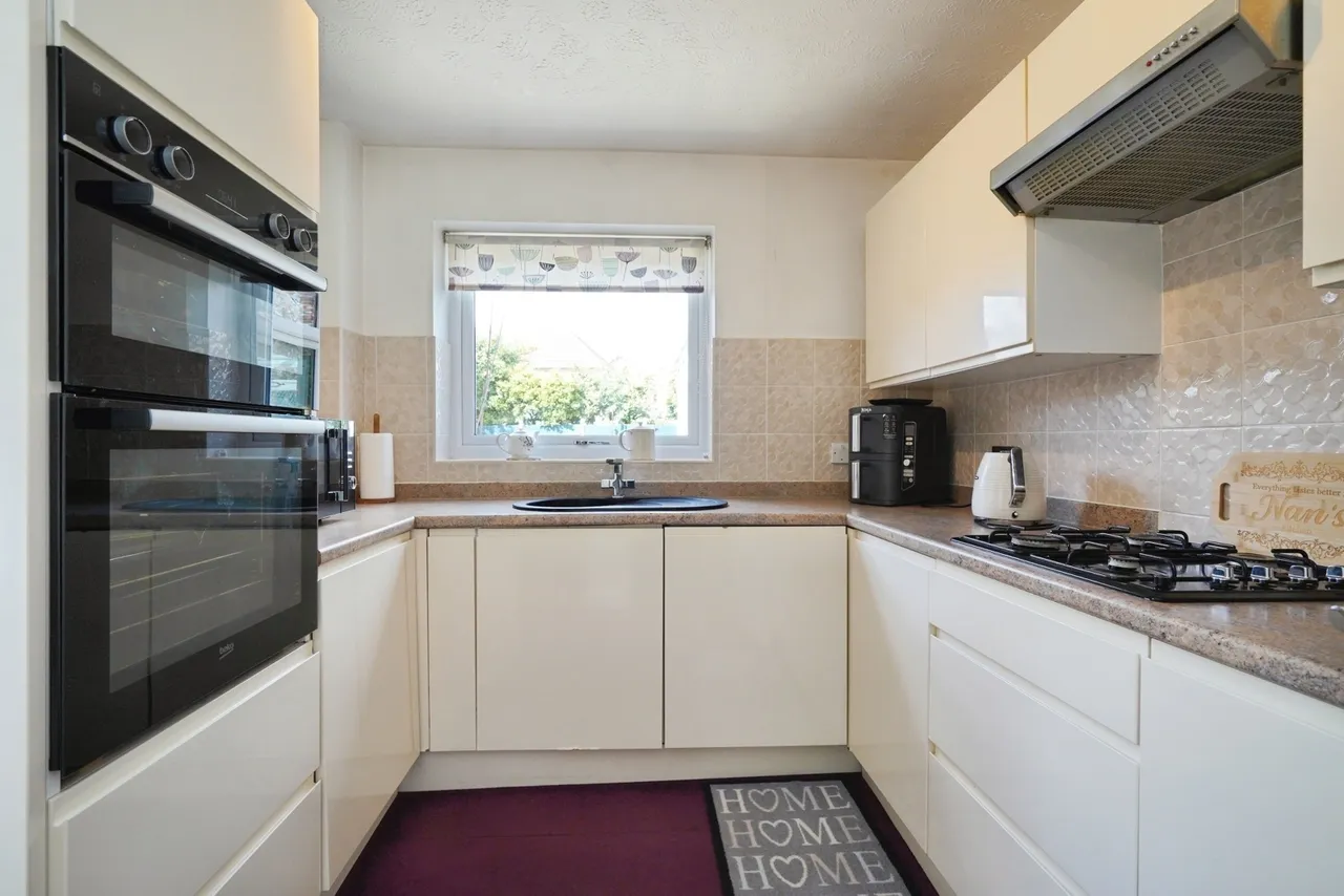 Jacklin Close, Branston, DE14, photo 6