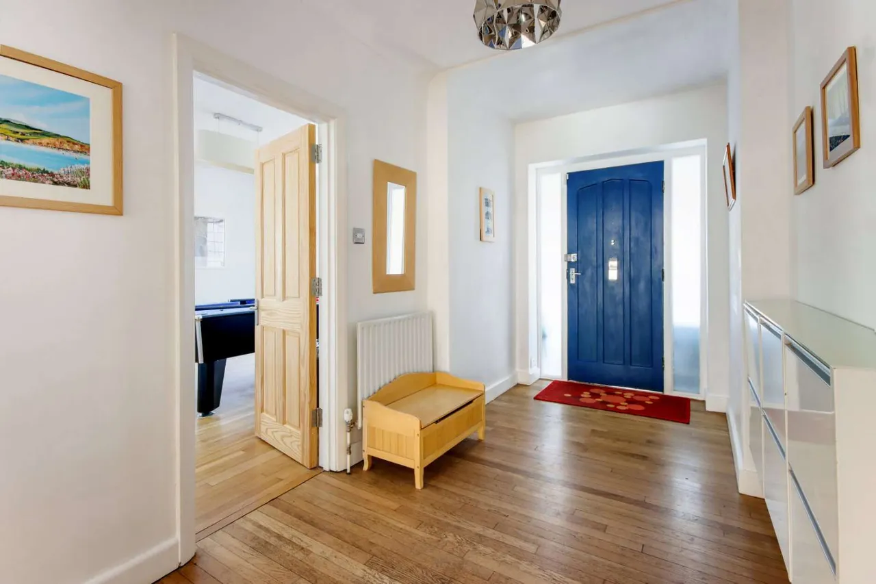Connaught Way, Tunbridge Wells, TN4, photo 2