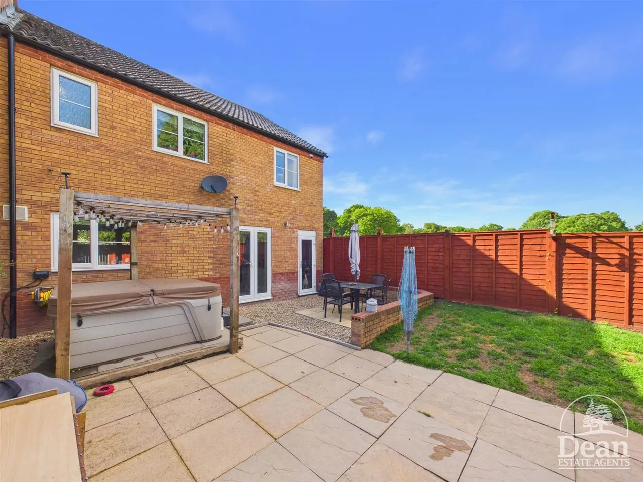 Chestnut Close, Mile End, GL16, photo 17