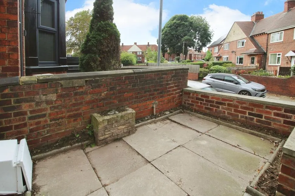 Armstrong Terrace, Pontefract, WF8, photo 9