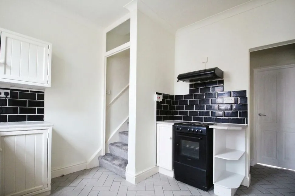Armstrong Terrace, Pontefract, WF8, photo 3