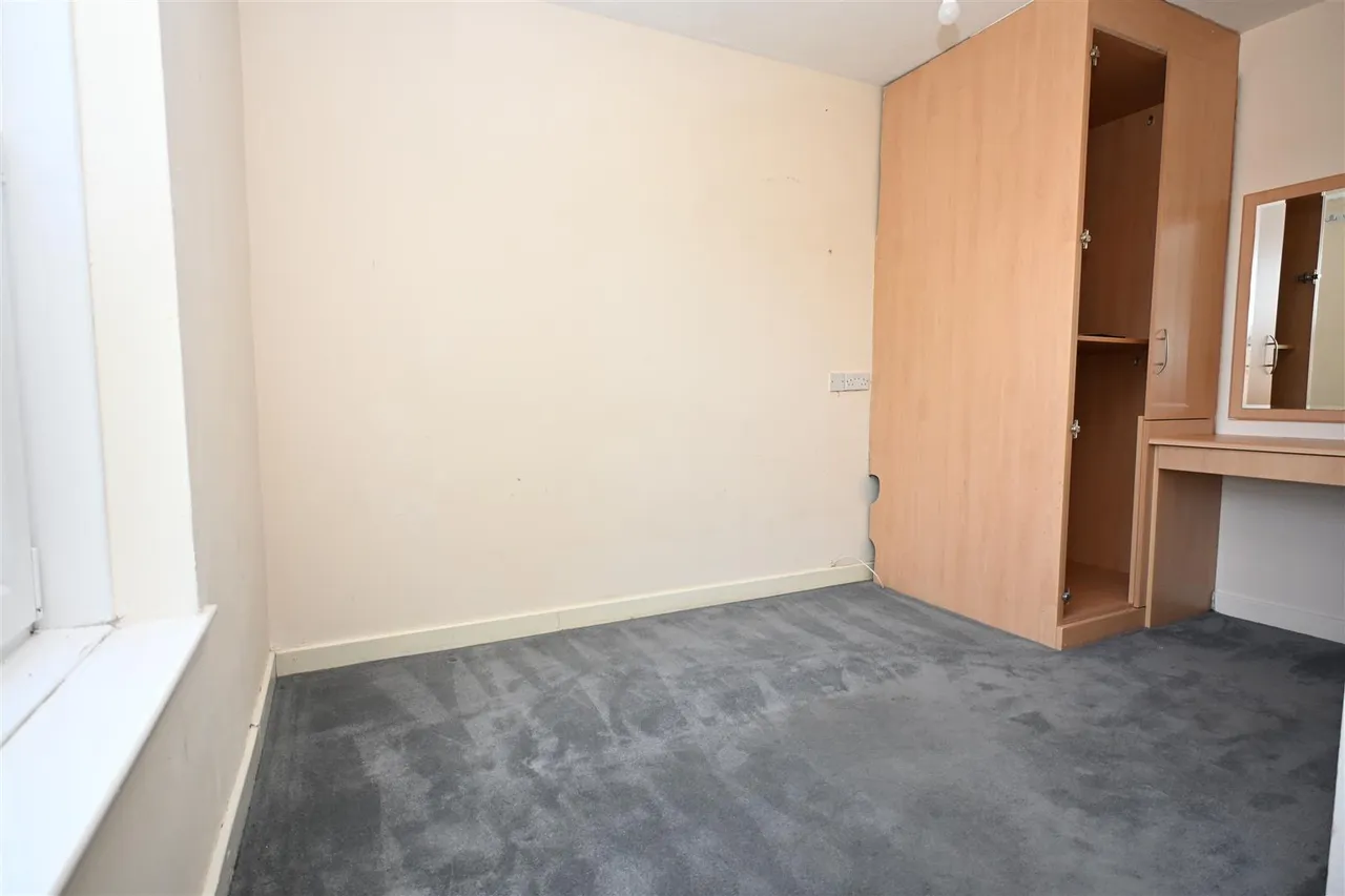 Westdeane Court, Basingstoke, photo 5