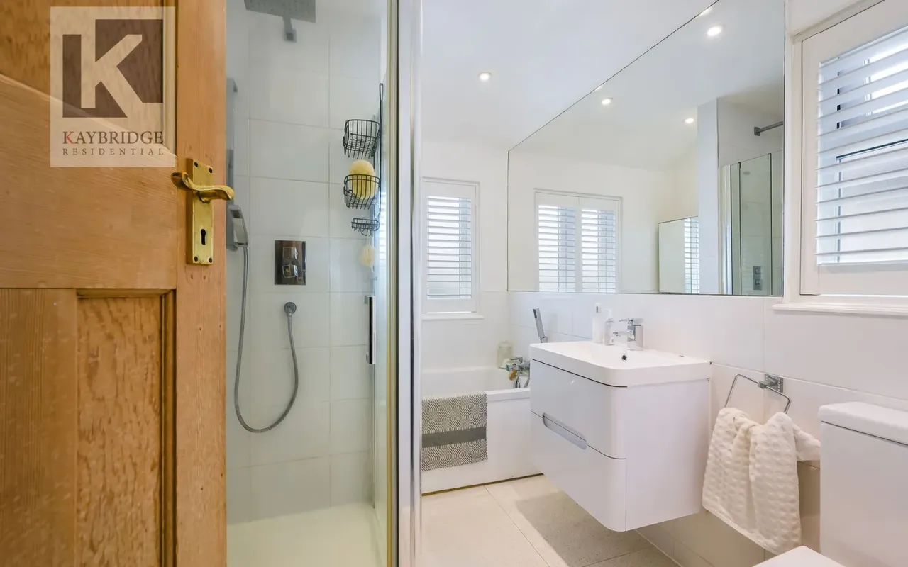 Willow Way, Epsom, KT19, photo 9