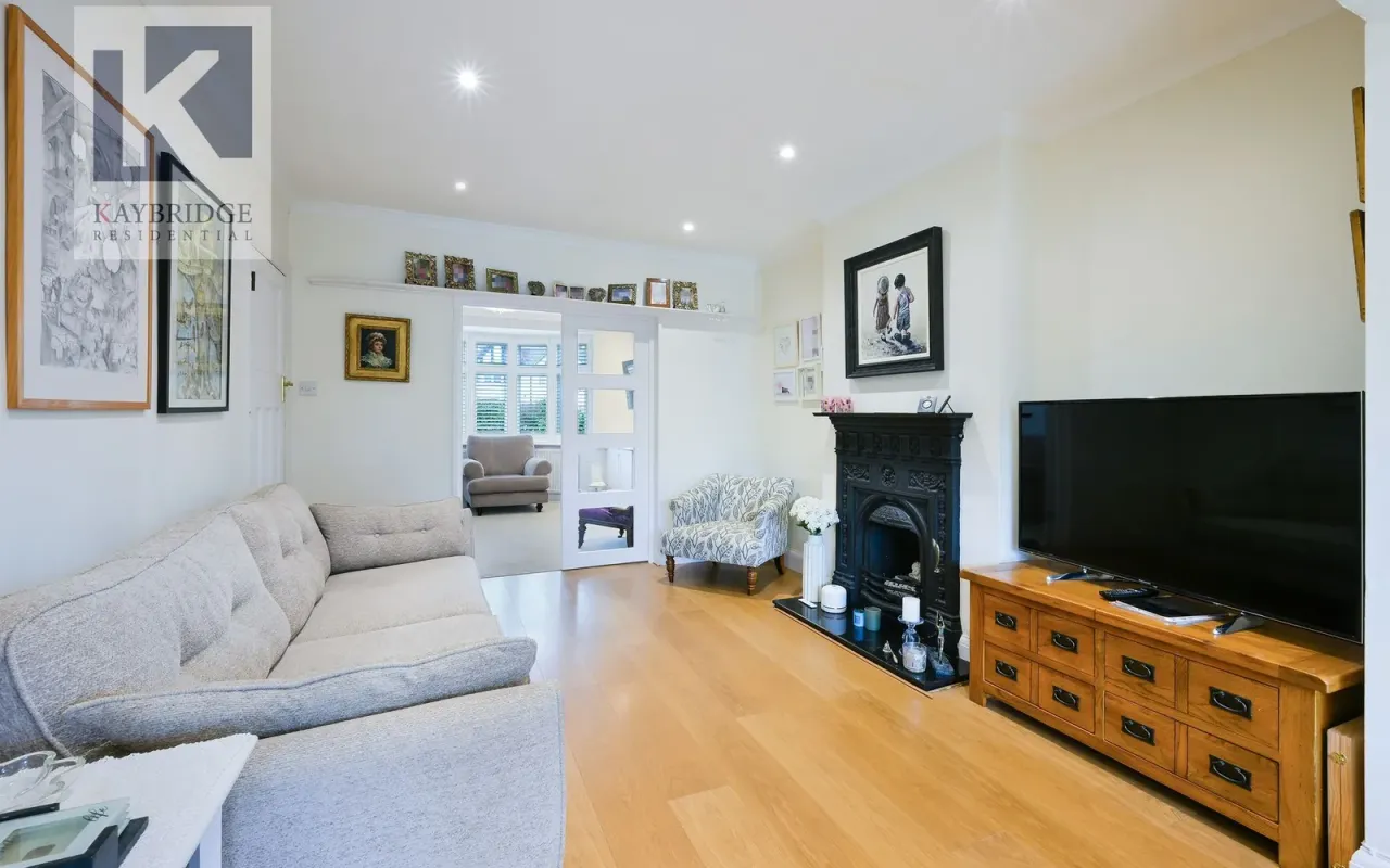 Willow Way, Epsom, KT19, photo 6