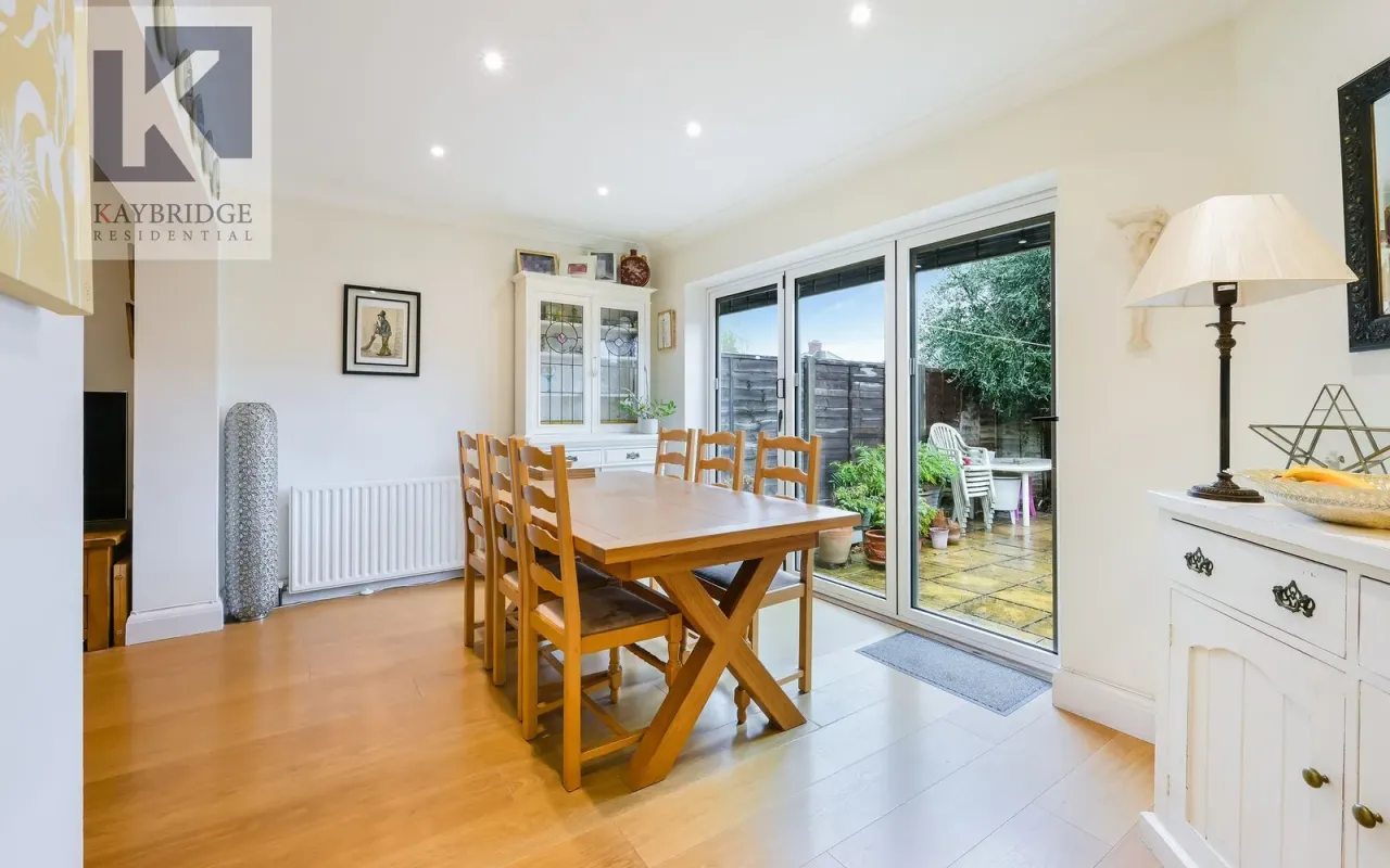 Willow Way, Epsom, KT19, photo 4
