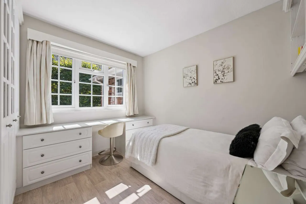 Wilmslow Park South, Wilmslow, SK9, photo 31