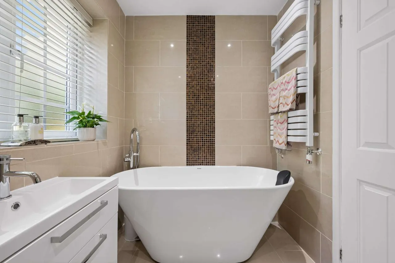 Wilmslow Park South, Wilmslow, SK9, photo 33