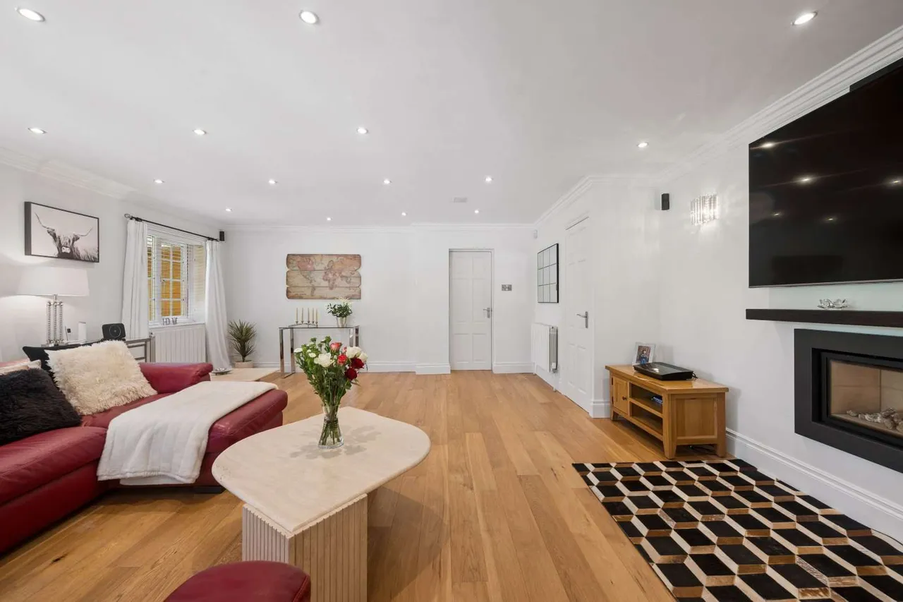 Wilmslow Park South, Wilmslow, SK9, photo 20