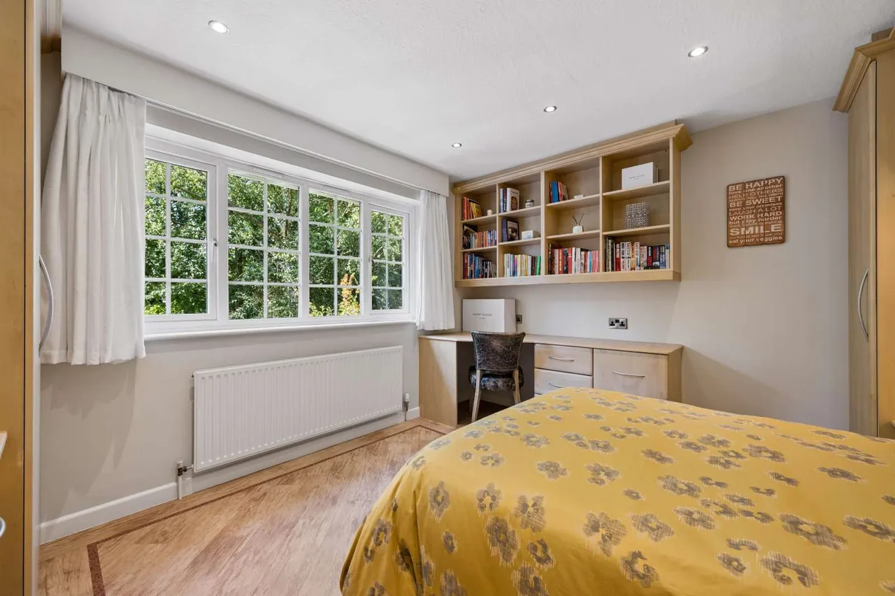 Wilmslow Park South, Wilmslow, SK9, photo 30