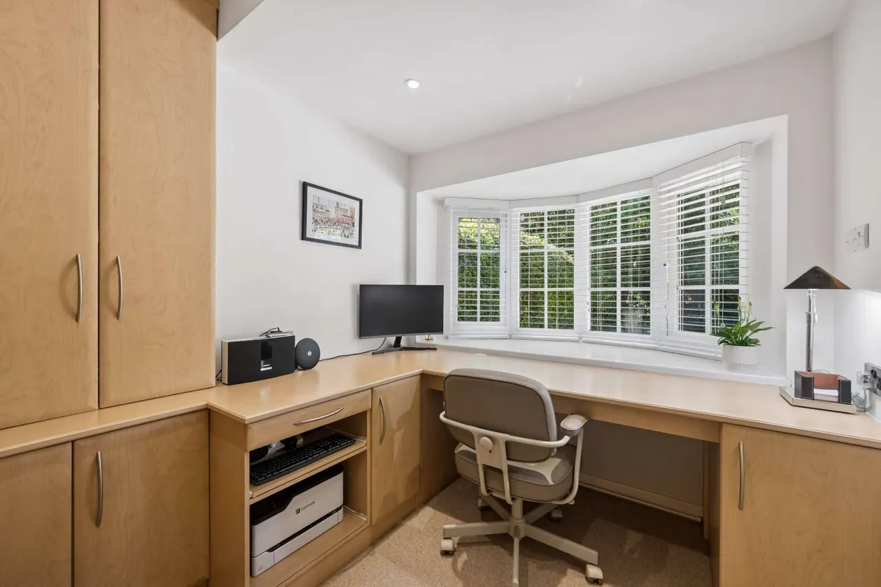 Wilmslow Park South, Wilmslow, SK9, photo 21