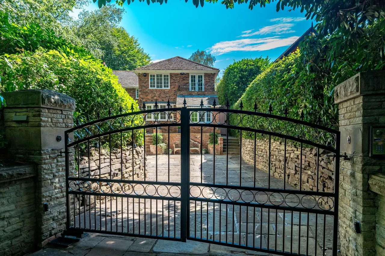 Wilmslow Park South, Wilmslow, SK9, photo 44