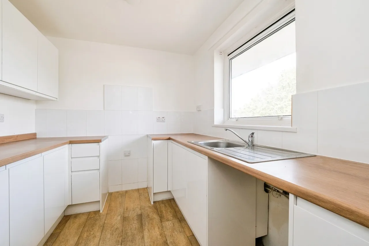 Astra Close, Hornchurch, RM12, photo 4