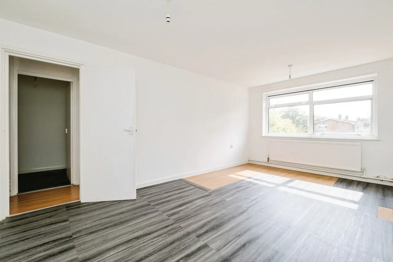 Astra Close, Hornchurch, RM12, photo 8