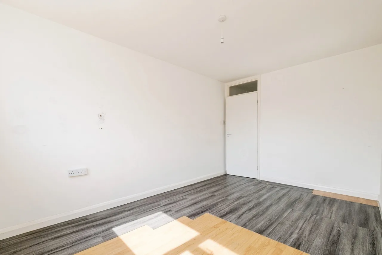 Astra Close, Hornchurch, RM12, photo 7