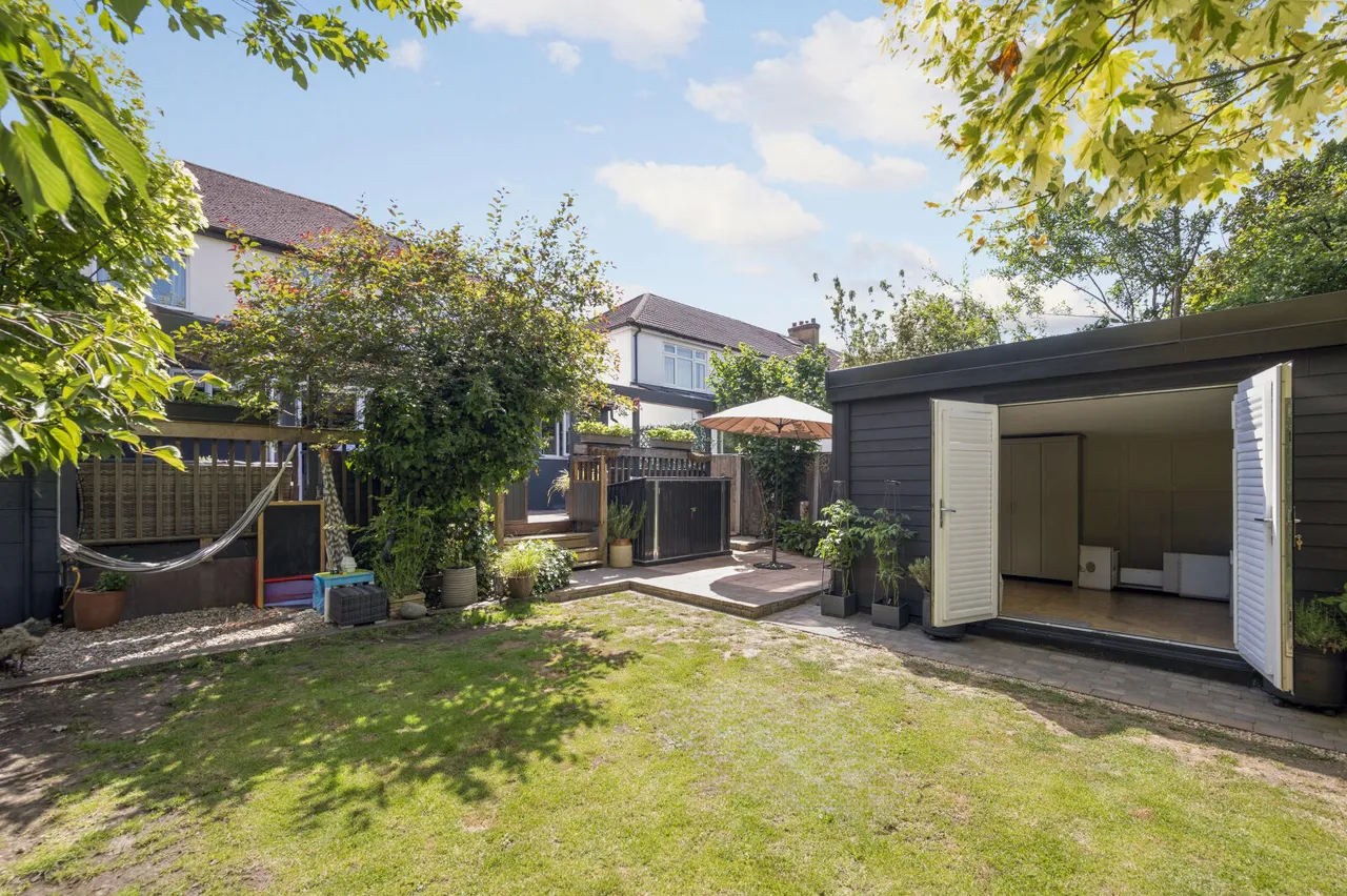 Tolworth Road, Surbiton, KT6, photo 3