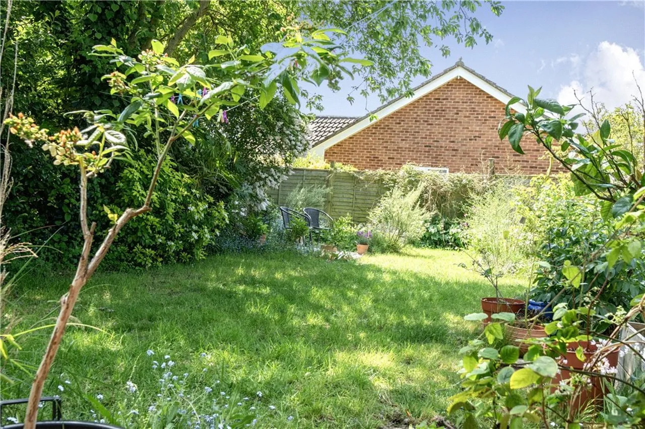 Botley Road, North Baddesley, SO52, photo 3