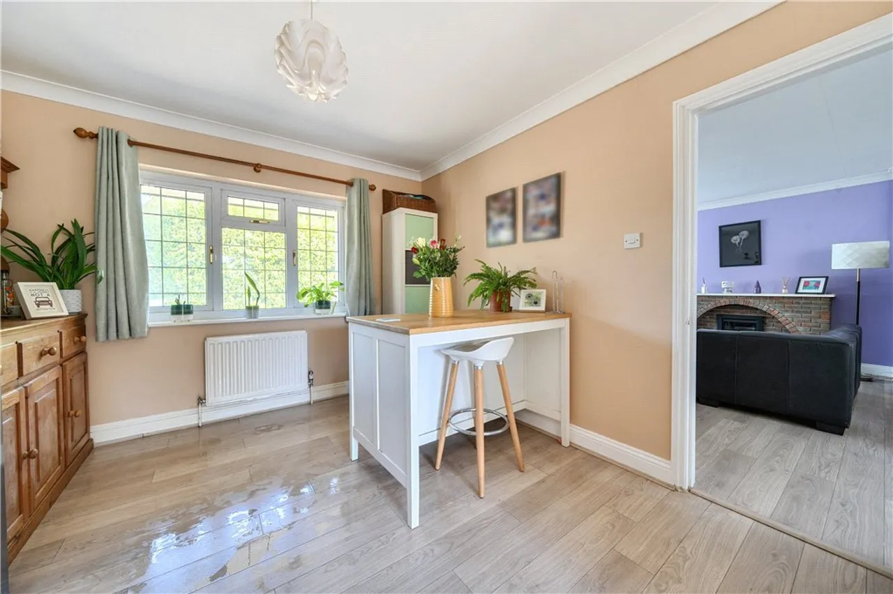 Botley Road, North Baddesley, SO52, photo 9