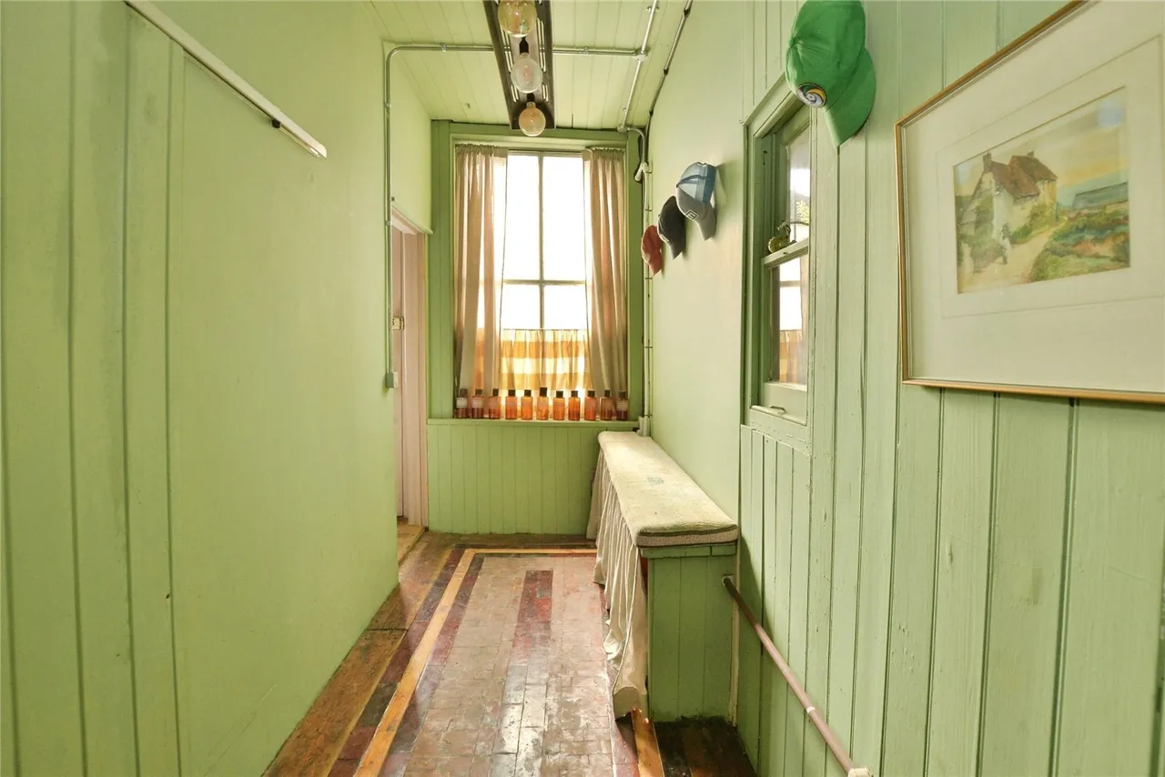 Foord Road, Folkestone, Kent, CT19, photo 19