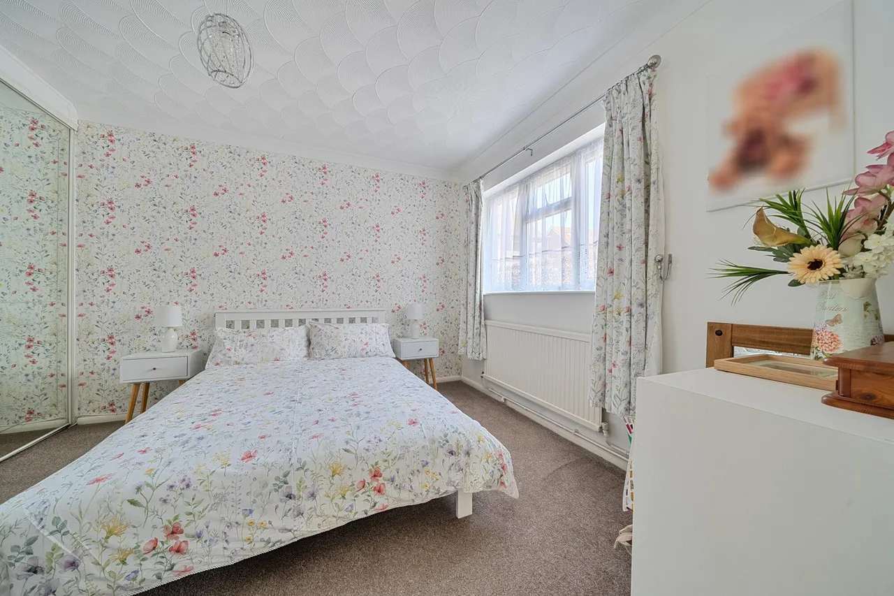 Haven Close, BR8, photo 11
