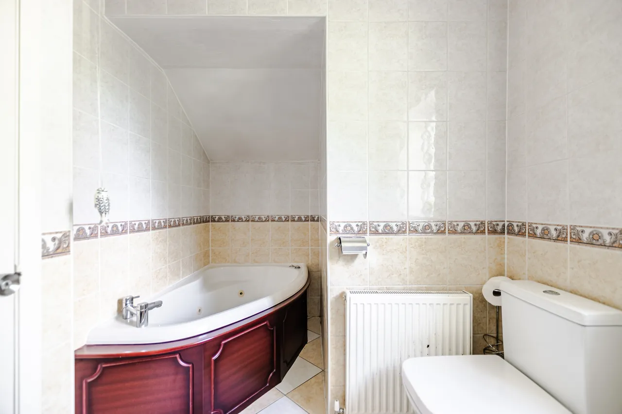 Westwinn Garth, Whinmoor, LS14, photo 22