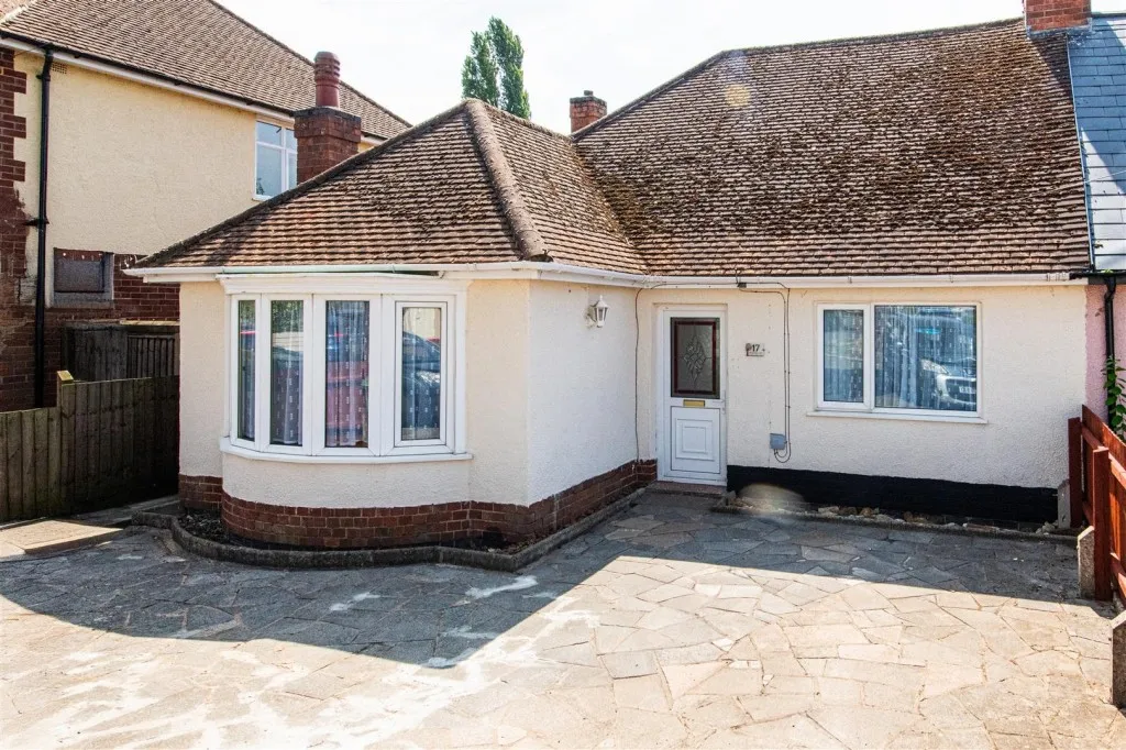 2 bed house to rent, Stanwell Way, Wellingborough