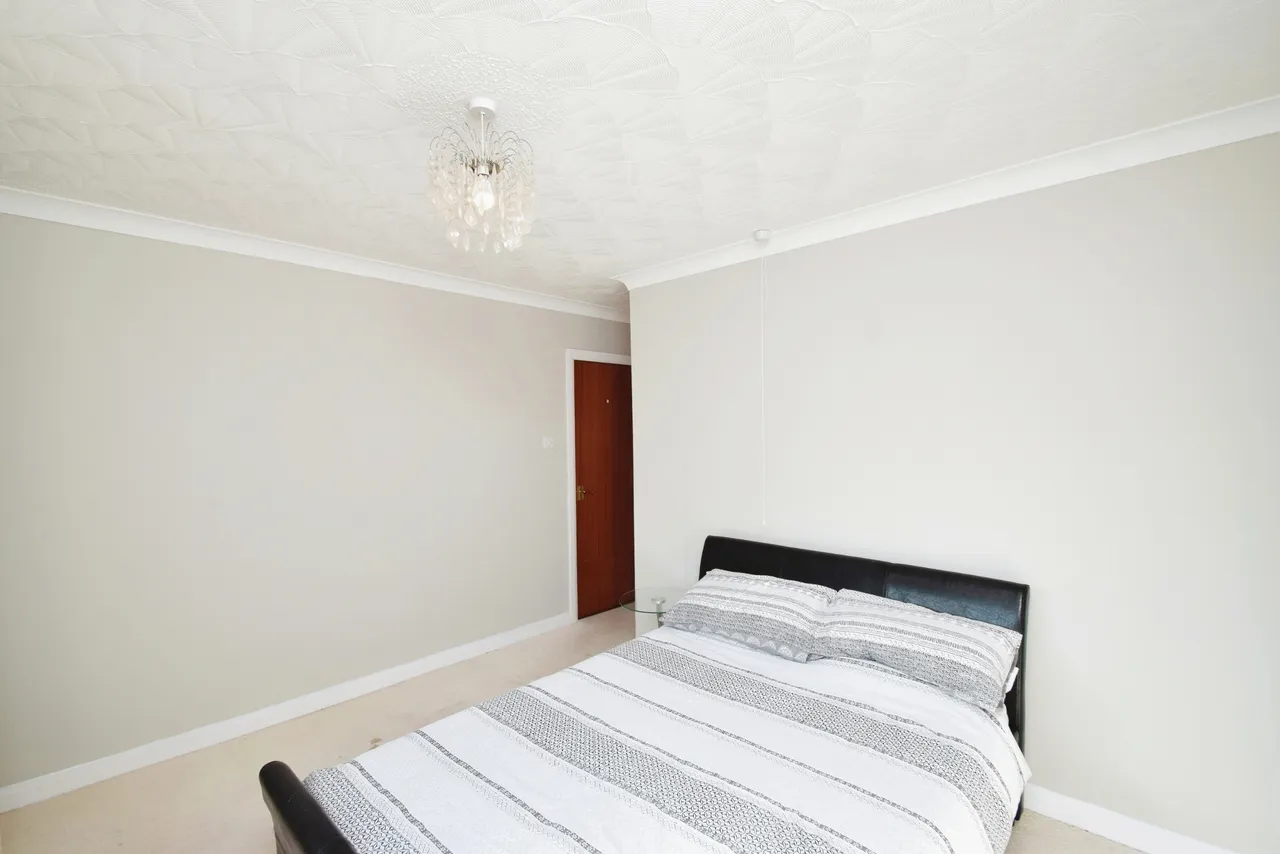 Capel Seion Road, Llanelli, photo 11