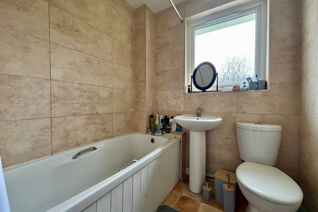 Longfield, Falmouth, TR11, photo 14
