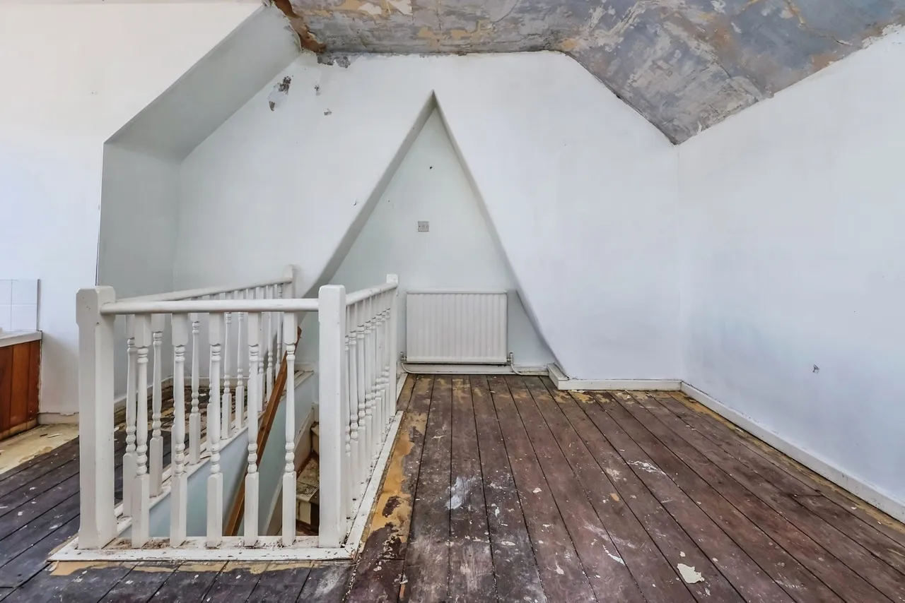 Vine Terrace, Hucknall, Nottingham, Nottinghamshire, NG15, photo 16