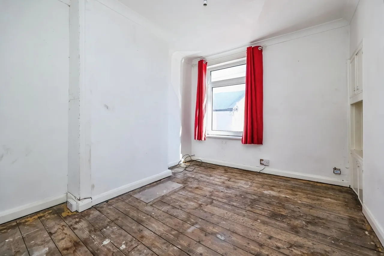Vine Terrace, Hucknall, Nottingham, Nottinghamshire, NG15, photo 10
