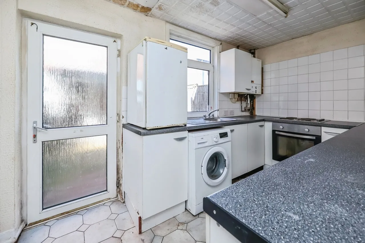 Vine Terrace, Hucknall, Nottingham, Nottinghamshire, NG15, photo 7