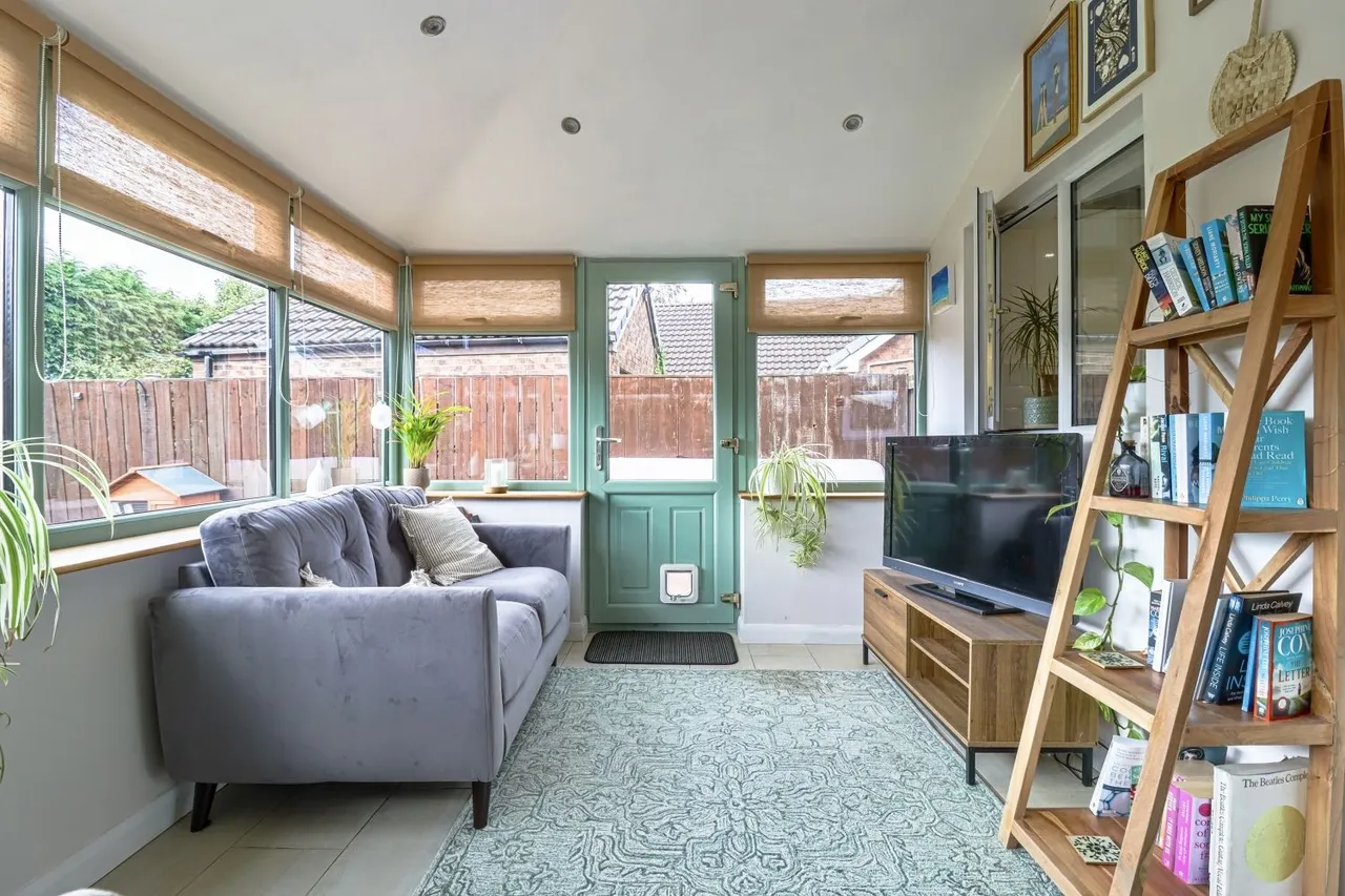 Evesham Close, Boldon Colliery, NE35, photo 7
