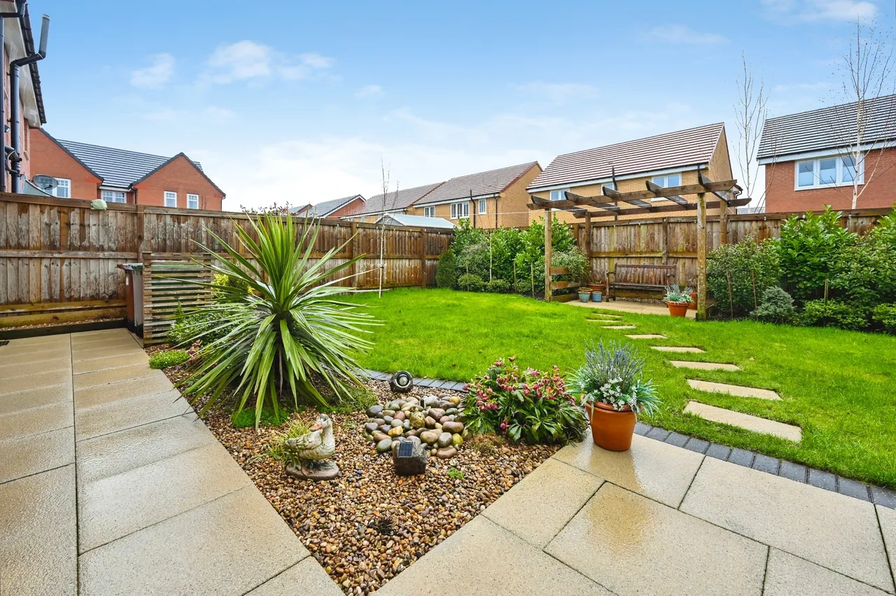 Butterfly Place, Edwinstowe, NG21, photo 15