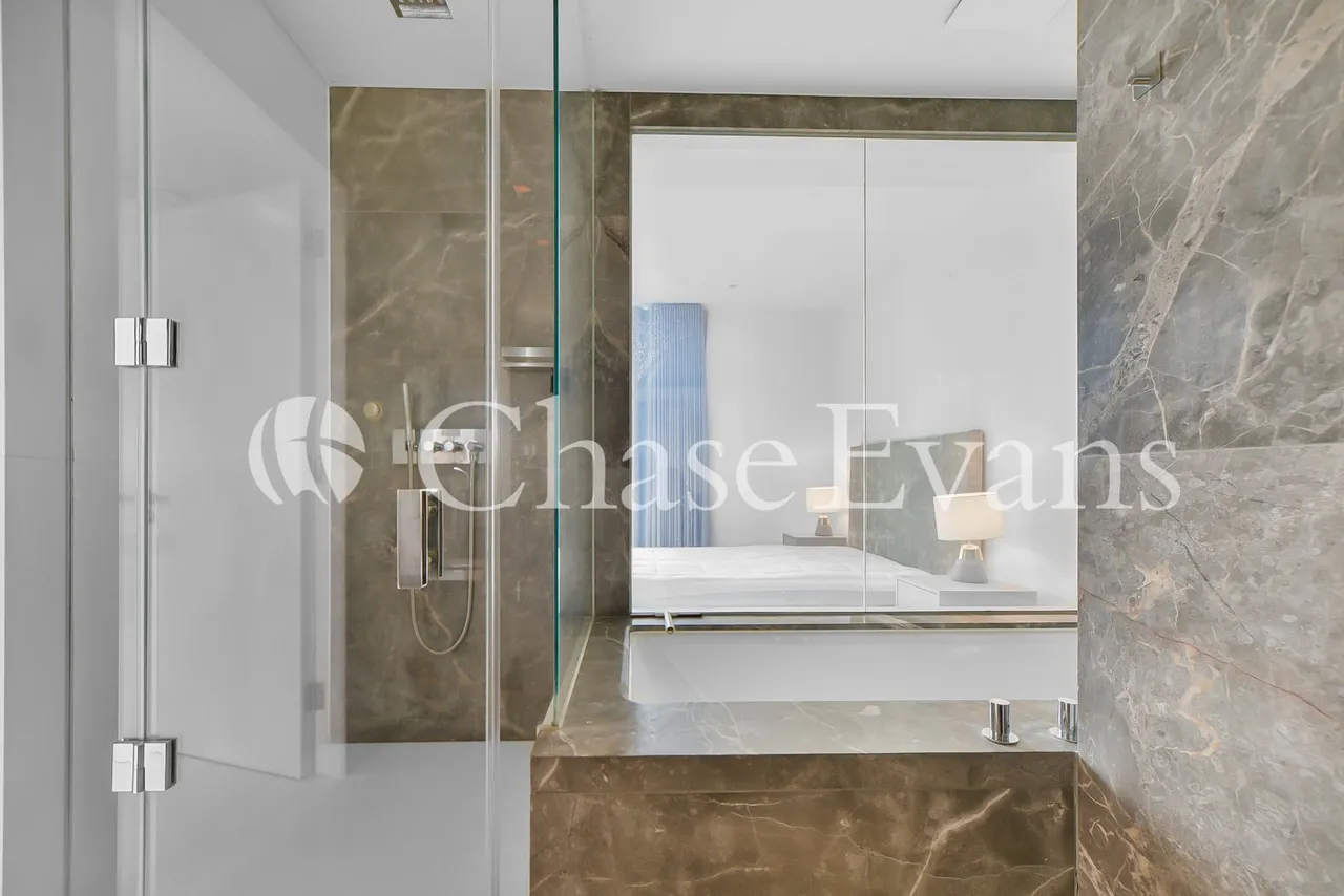 Pan Peninsula, Canary Wharf, E14, photo 14