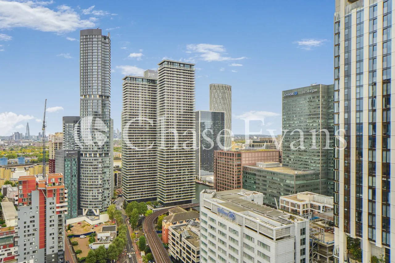 Pan Peninsula, Canary Wharf, E14, photo 18