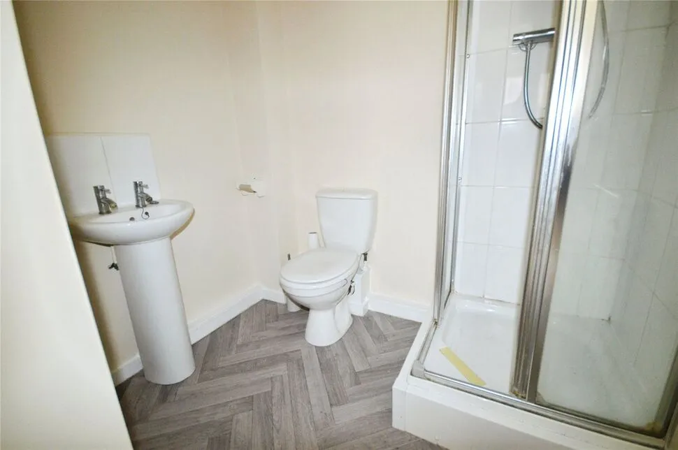 Solent Road, Church Gresley, DE11, photo 6