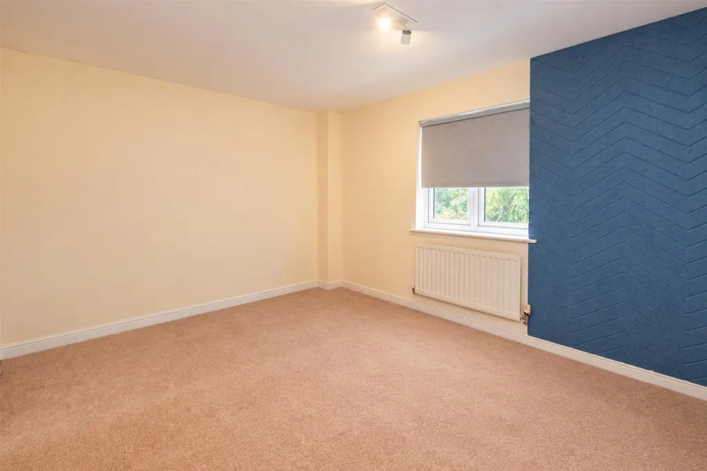 Abbots Way, Kettering, photo 6
