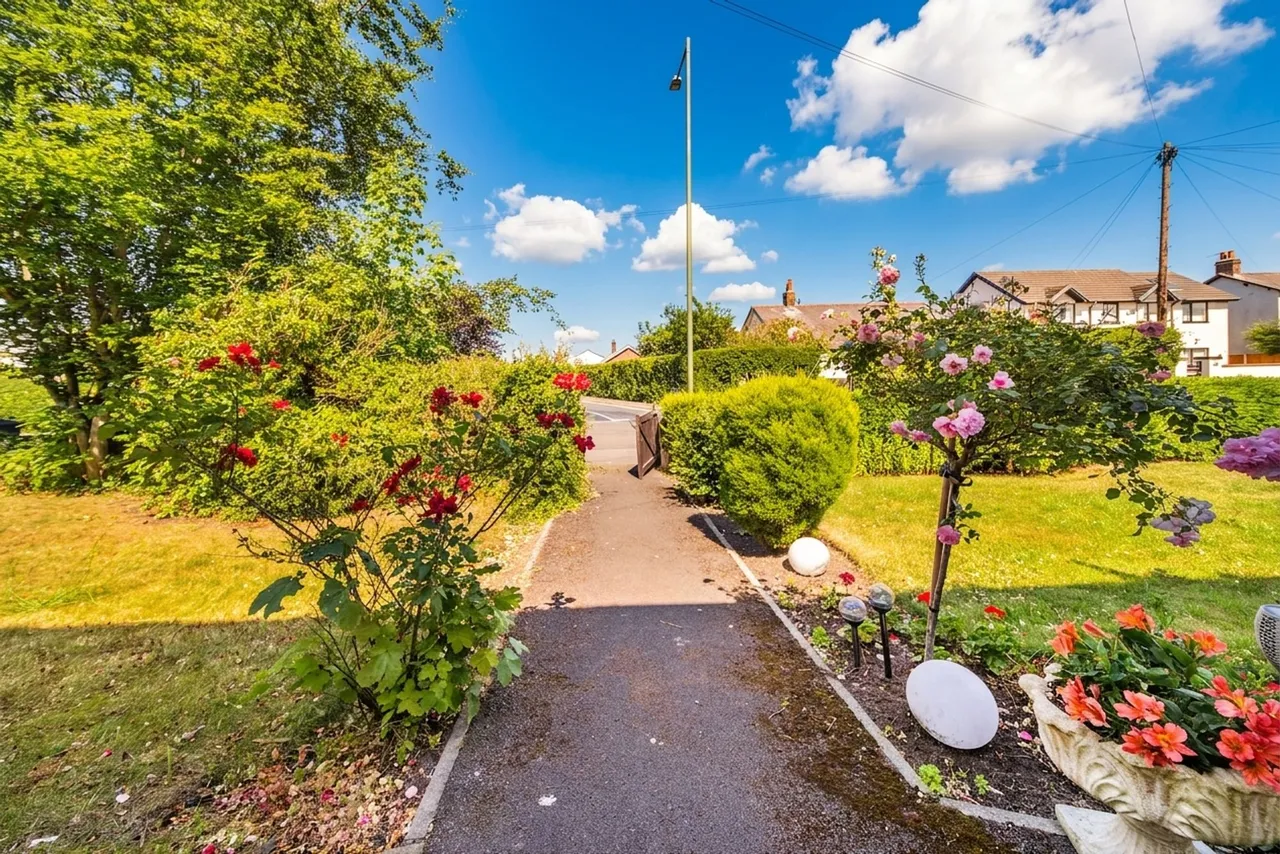Long Lane, Aughton, L39, photo 4