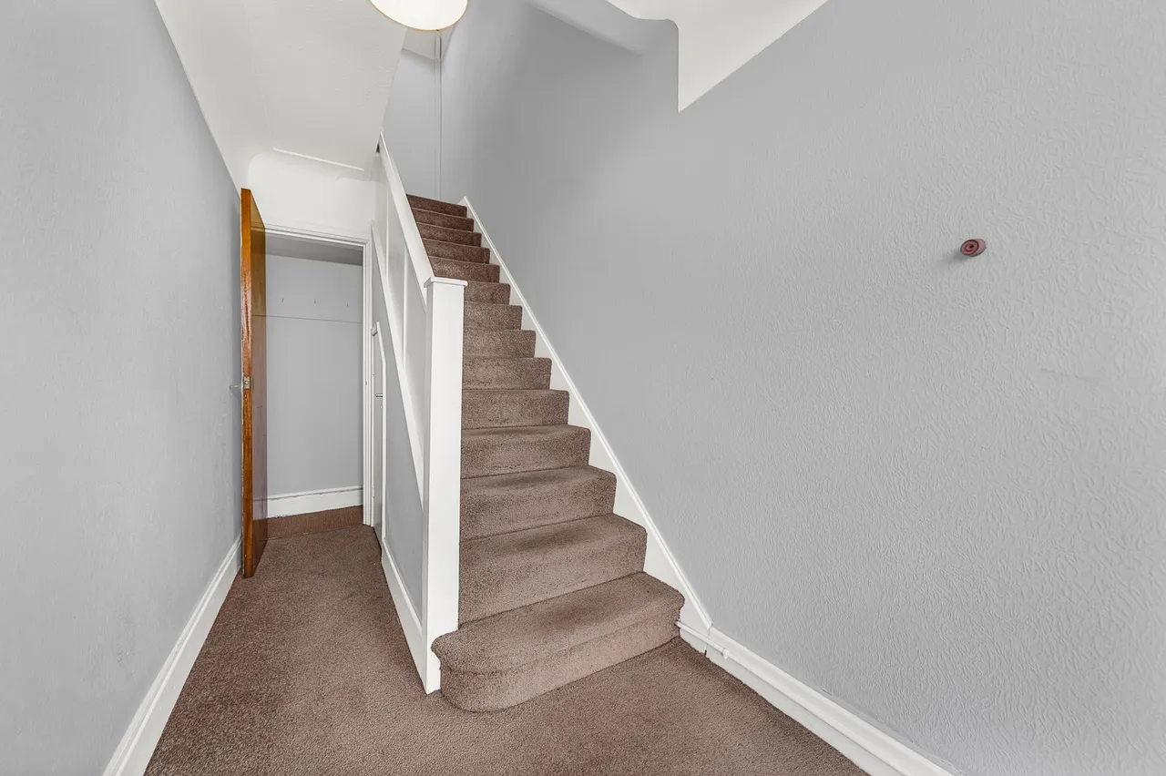 Long Lane, Aughton, L39, photo 6