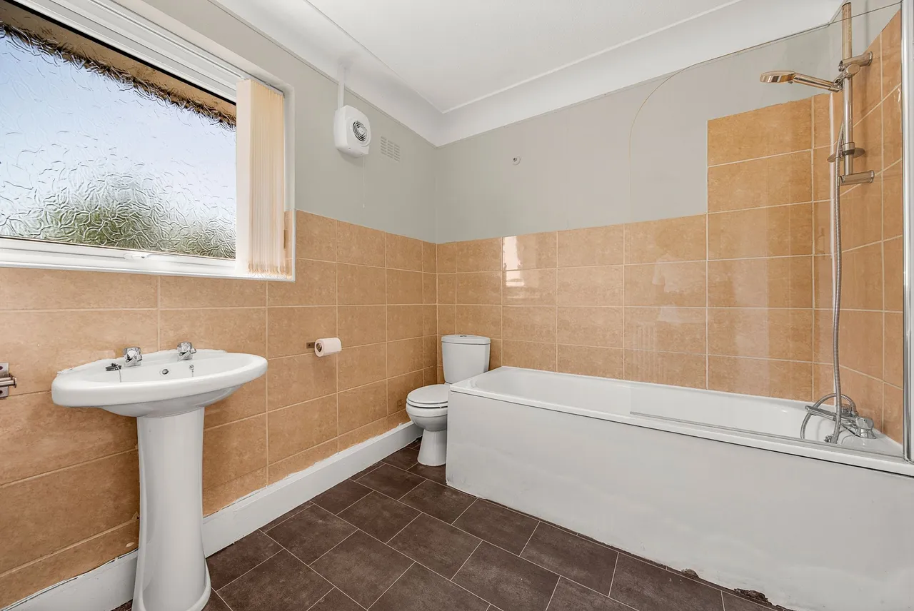 Long Lane, Aughton, L39, photo 19