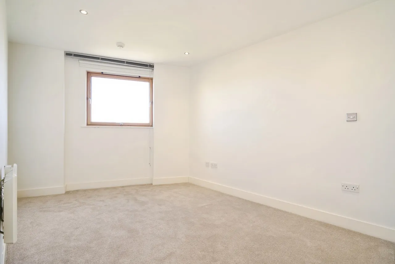 Armouries Way, Leeds, LS10, photo 9